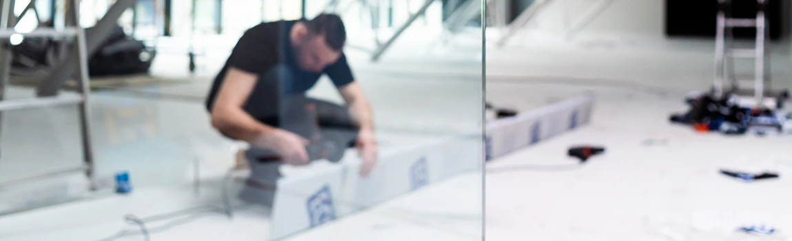 Emergency Commercial Glass Repair in Port Credit, ON