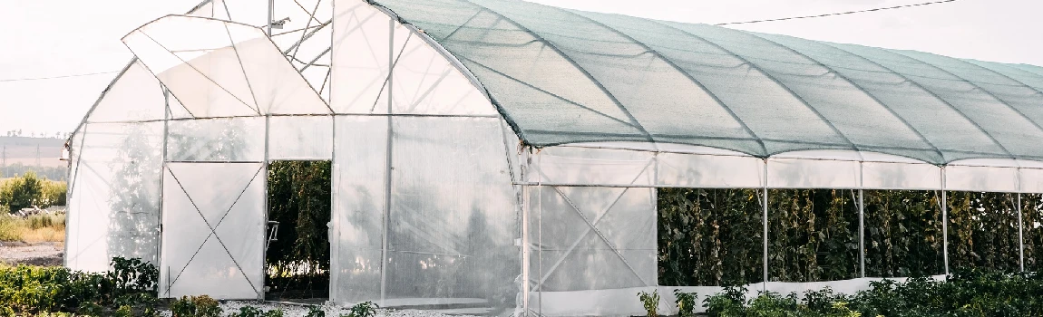Safe And Reliable Glass Greenhouse in Dixie
